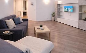 Valle Aurelia Station House One By Dama